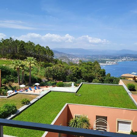 Vue Mer Et Esterel Sur La Baie De Cannes Lägenhet Théoule-sur-Mer Exteriör bild