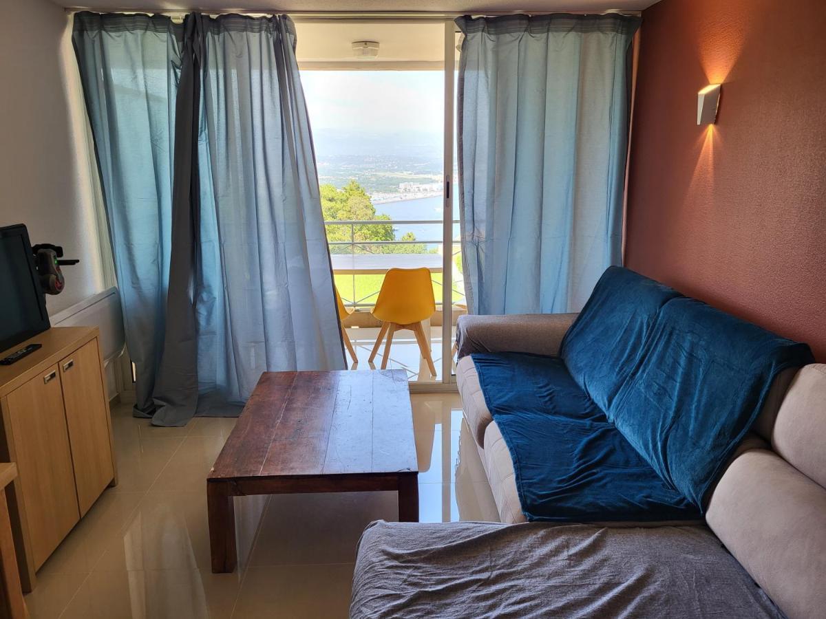 Vue Mer Et Esterel Sur La Baie De Cannes Théoule-sur-Mer Exteriör bild